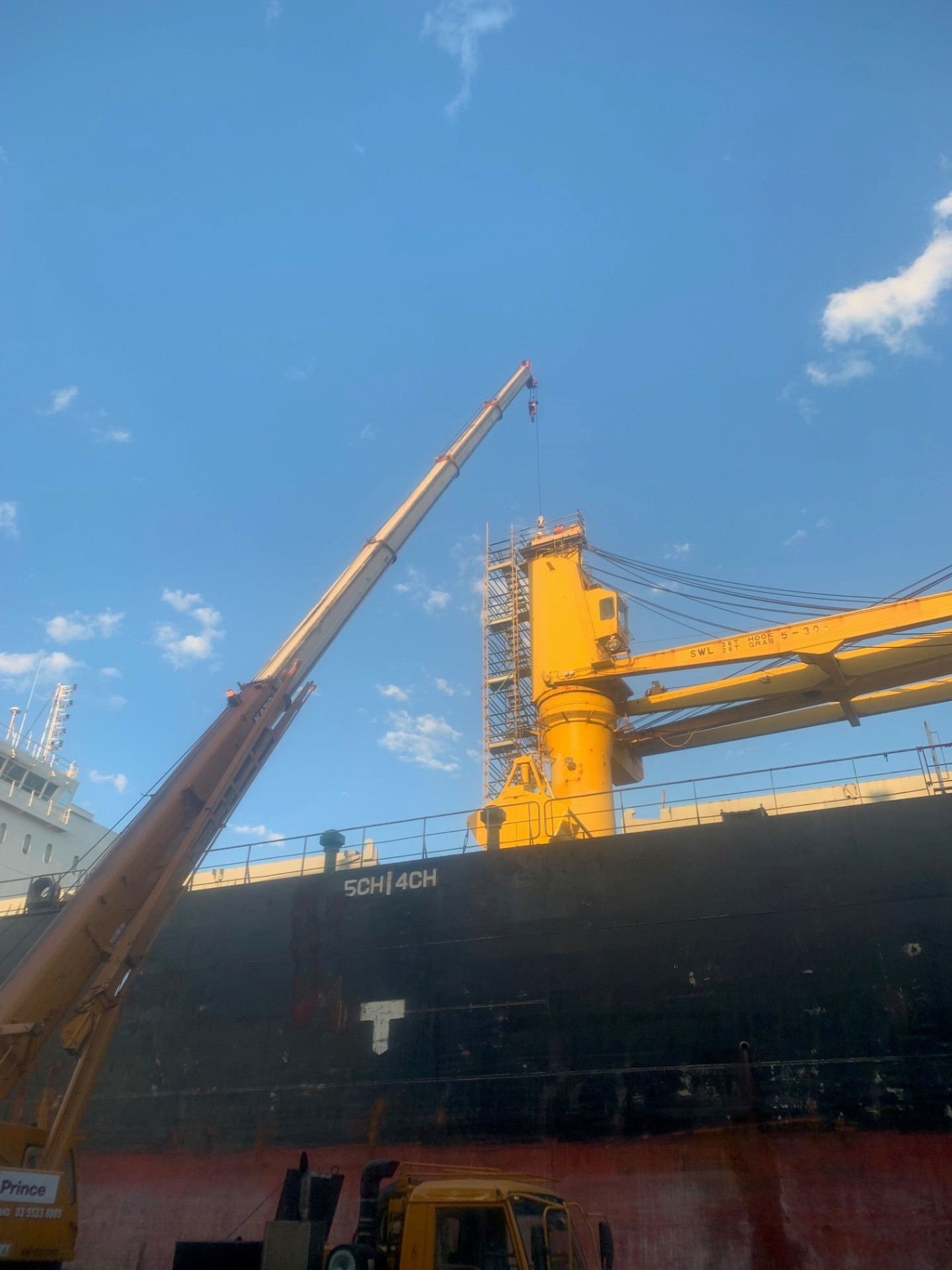 Mobile crane working